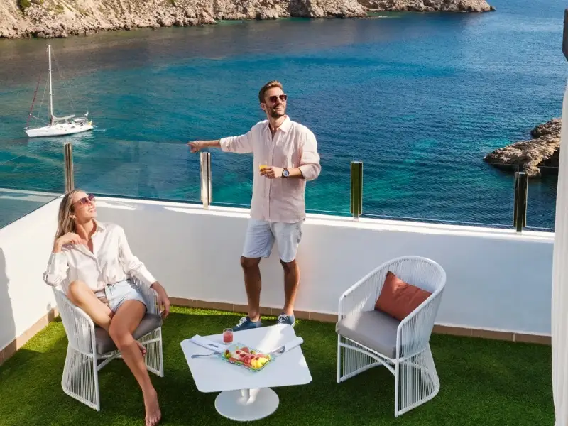 palladium hotel cala llonga piscina
