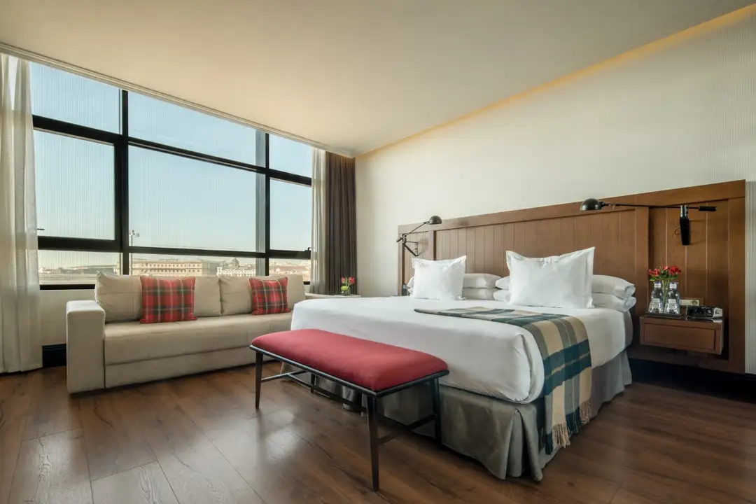 only-you-hotel-atocha-habitacion-junior-suite_01.jpg