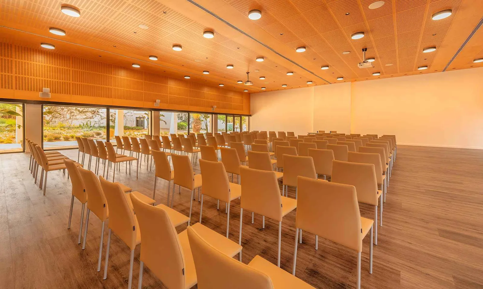 Grand-Palladium-Palace-Ibiza-MICE_Es-Vedra1