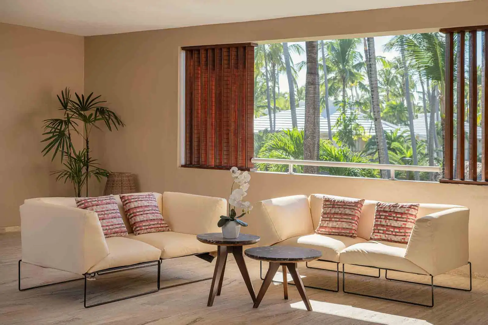 premium-junior-suite-garden-view