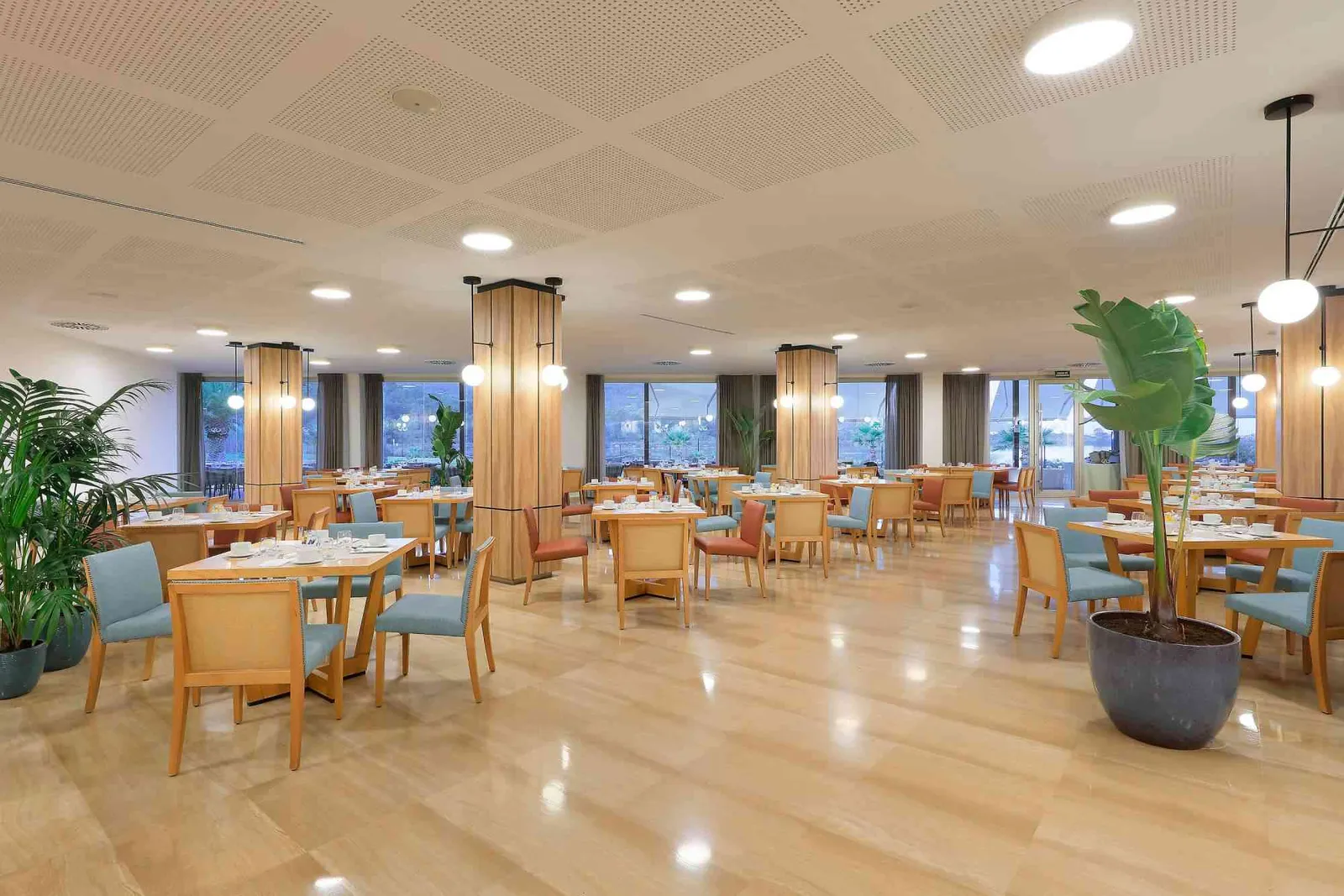 GP-IBZ-PALACE-REST-LA-SAL-01