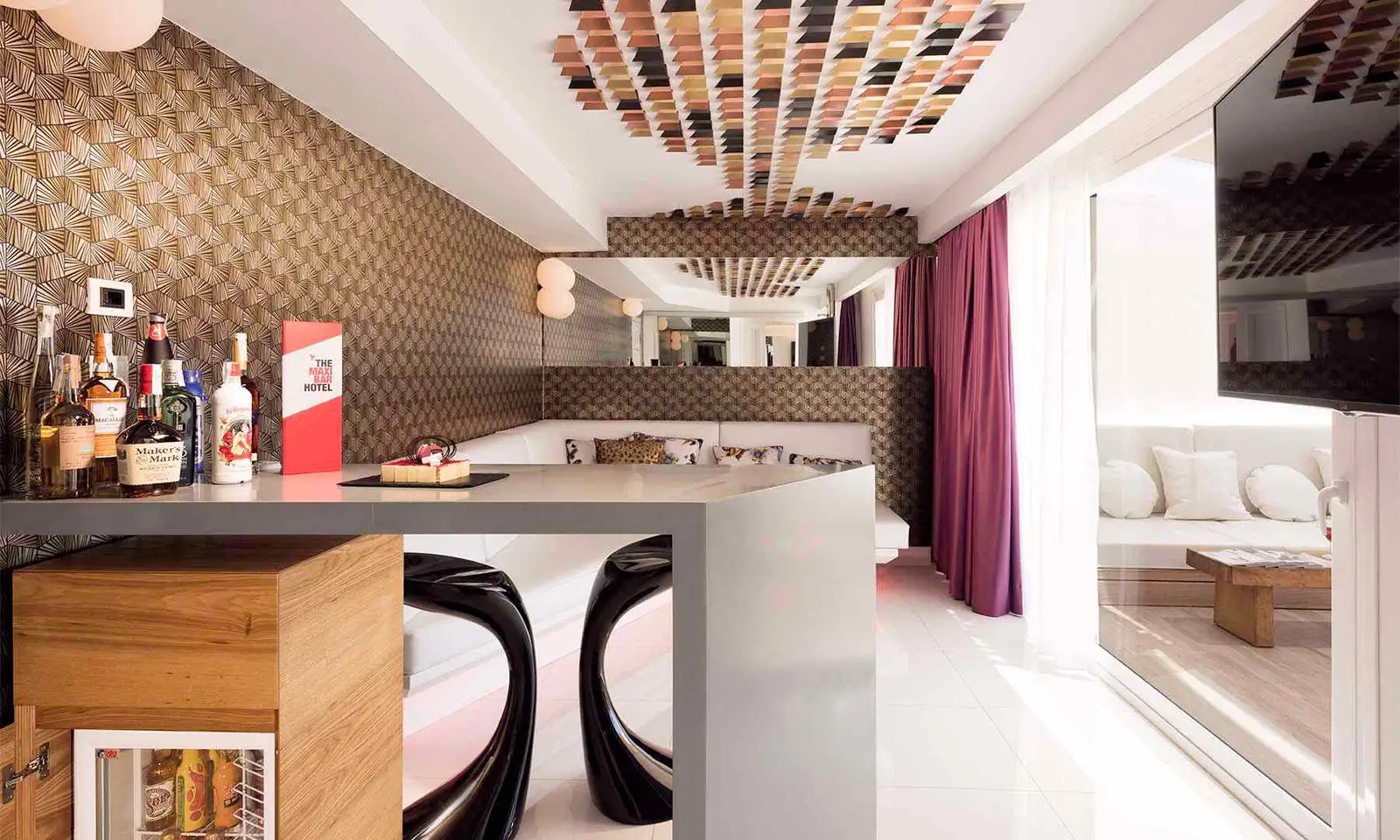 ushuaia-ibiza-beach-hotel-backstage-suite-5