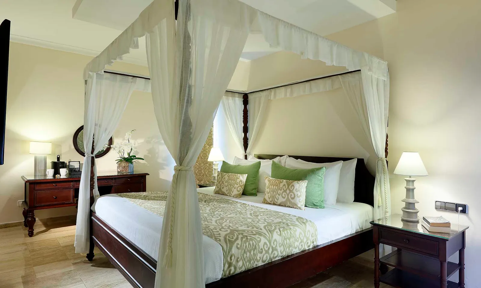 TRS-TURQUESA-ROMANCE-SUITE-SWIM-UP-5506_MG_1835