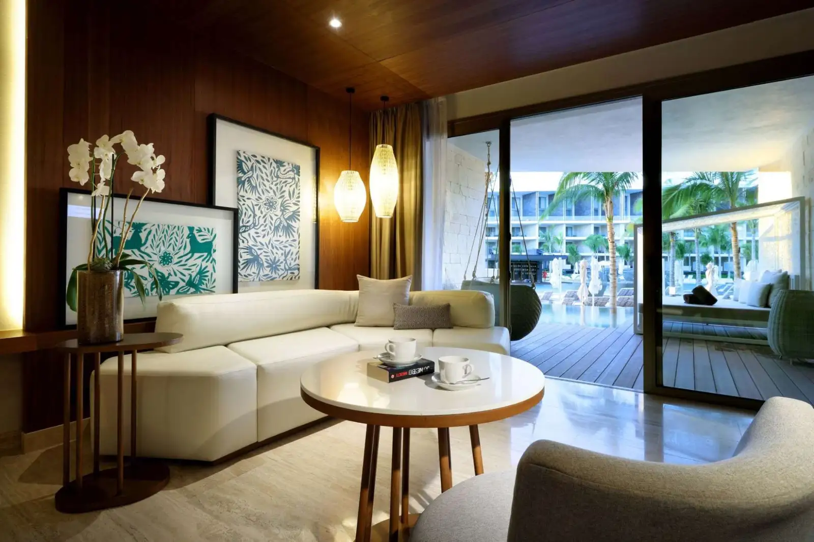 TRS Coral Hotel Junior Suite Swim Up