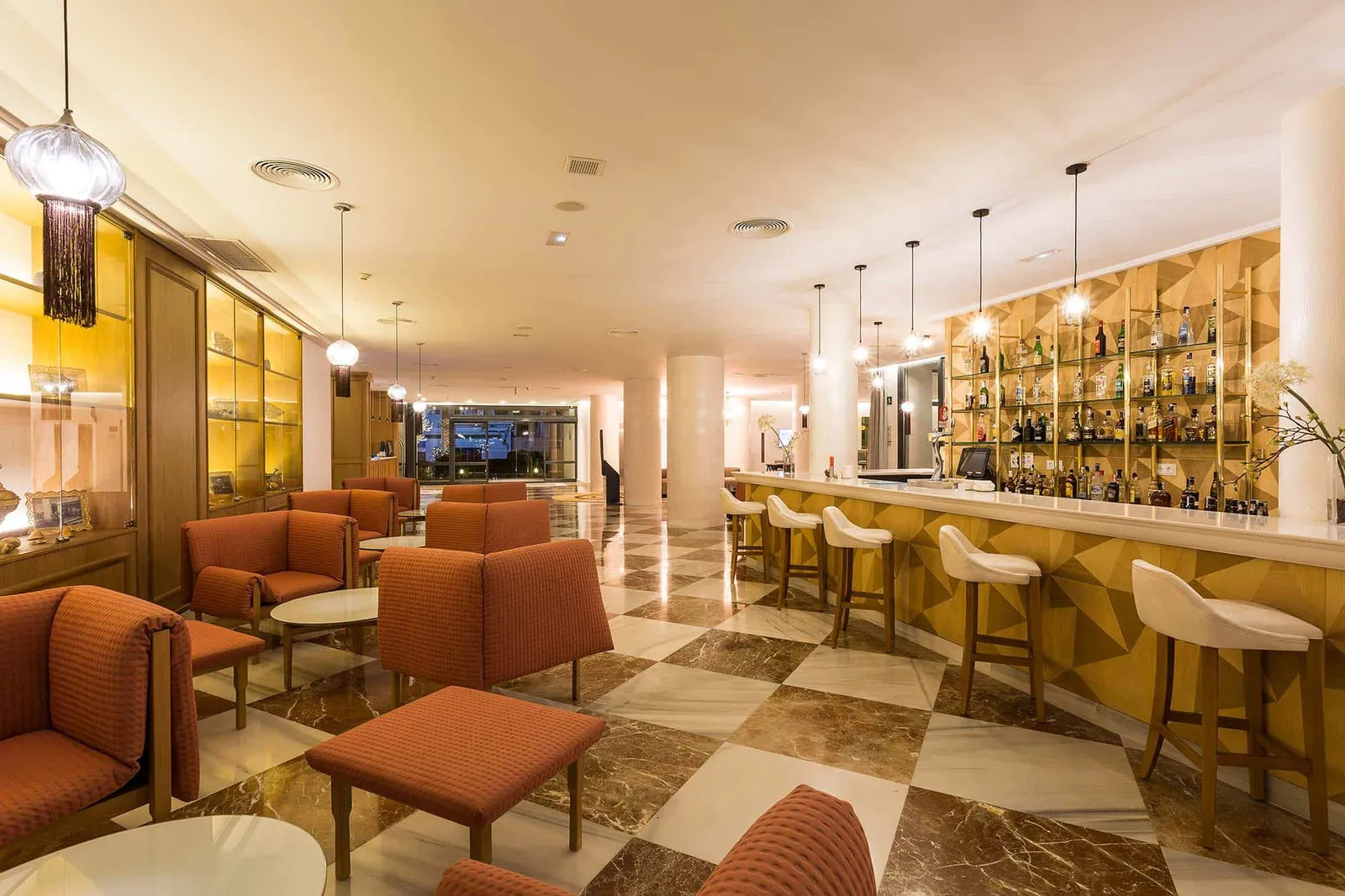 Palladium-Hotel-Palmyra-Lobby-bar-3