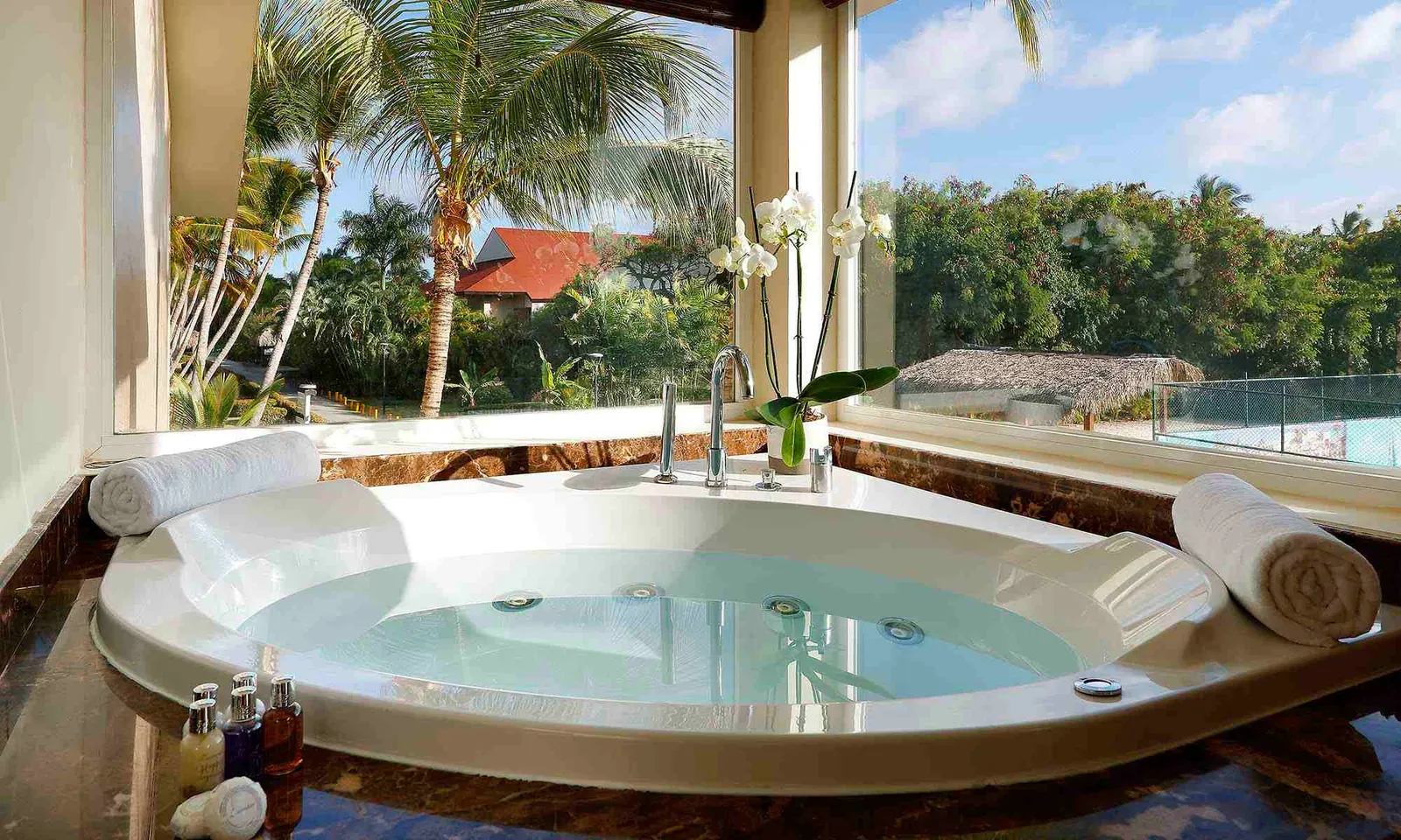 GP-PUNTA-CANA-LOFT-FAMILY-SUITE-JACUZZI