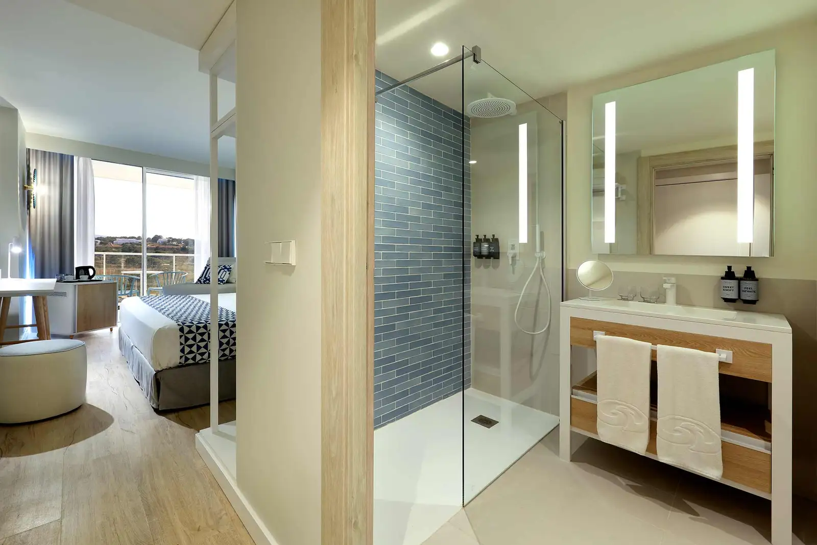 PALLADIUM-MENORCA-DELUXE-FAMILIAR_Baño