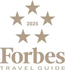 logotipo-forbes-2025.jpg