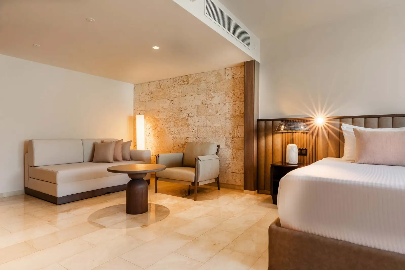 superior-junior-suite-private-pool