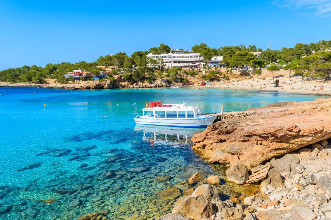 palladium-hotel-group-guia-ibiza-paseos-barco-ibiza.jpg