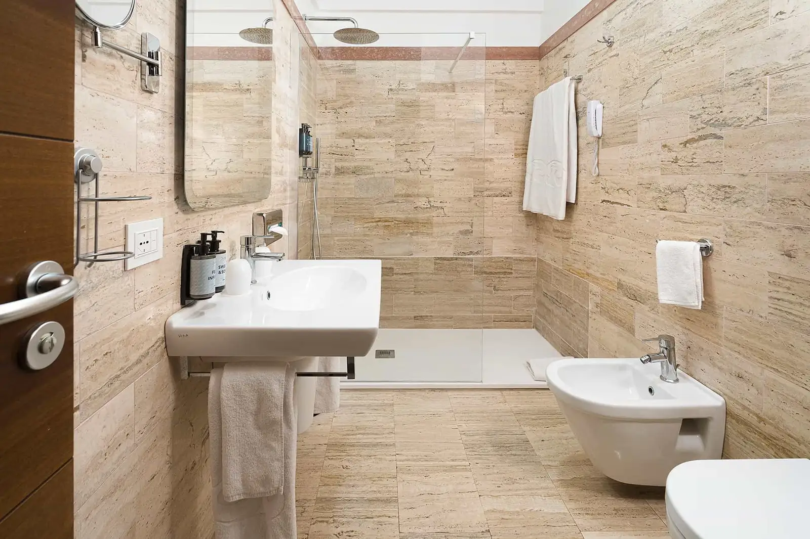 Grand-Palladium-Sicilia-Resort-Spa-Deluxe-Bungalow-2