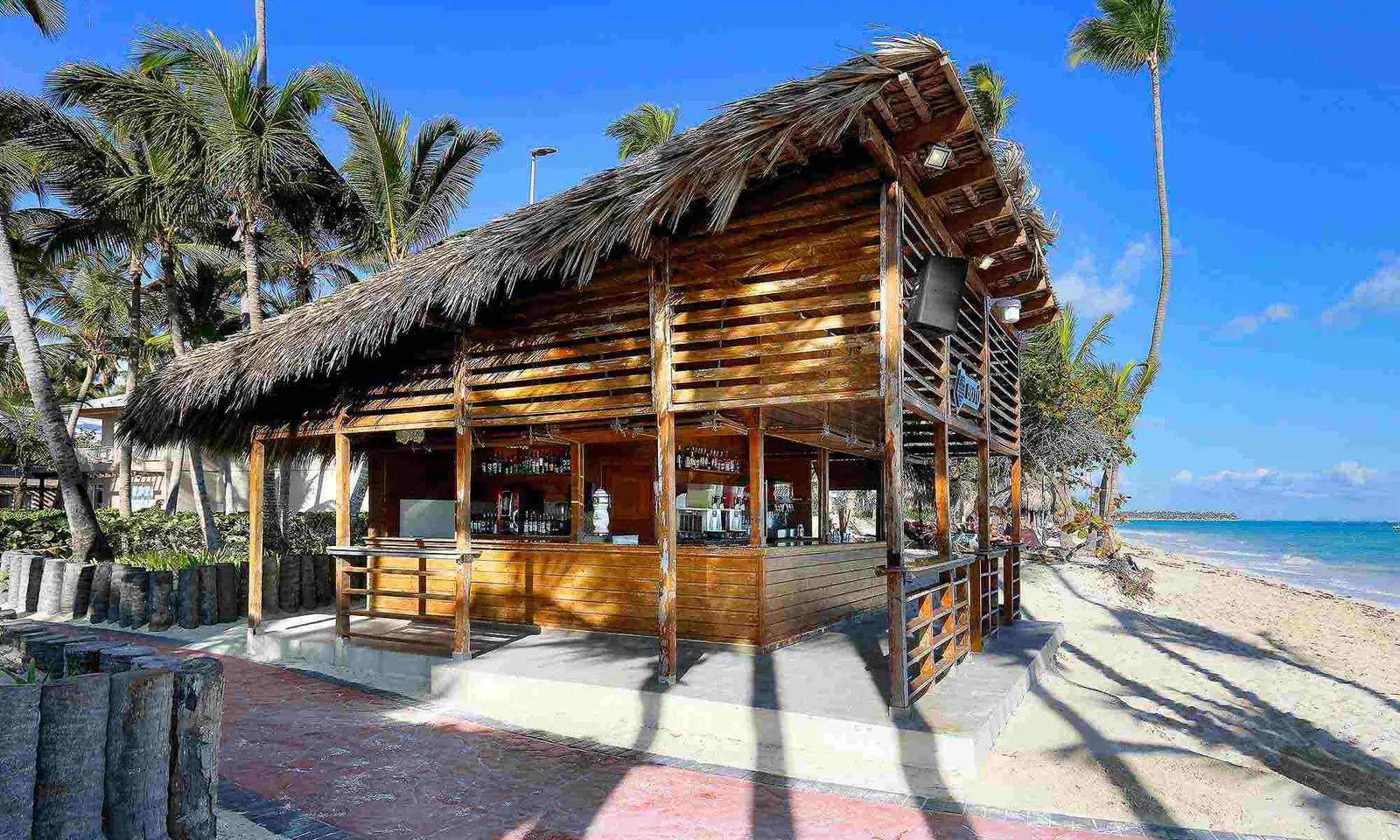 Grand-Palladium-Punta-Cana-BAR-BUTU-1