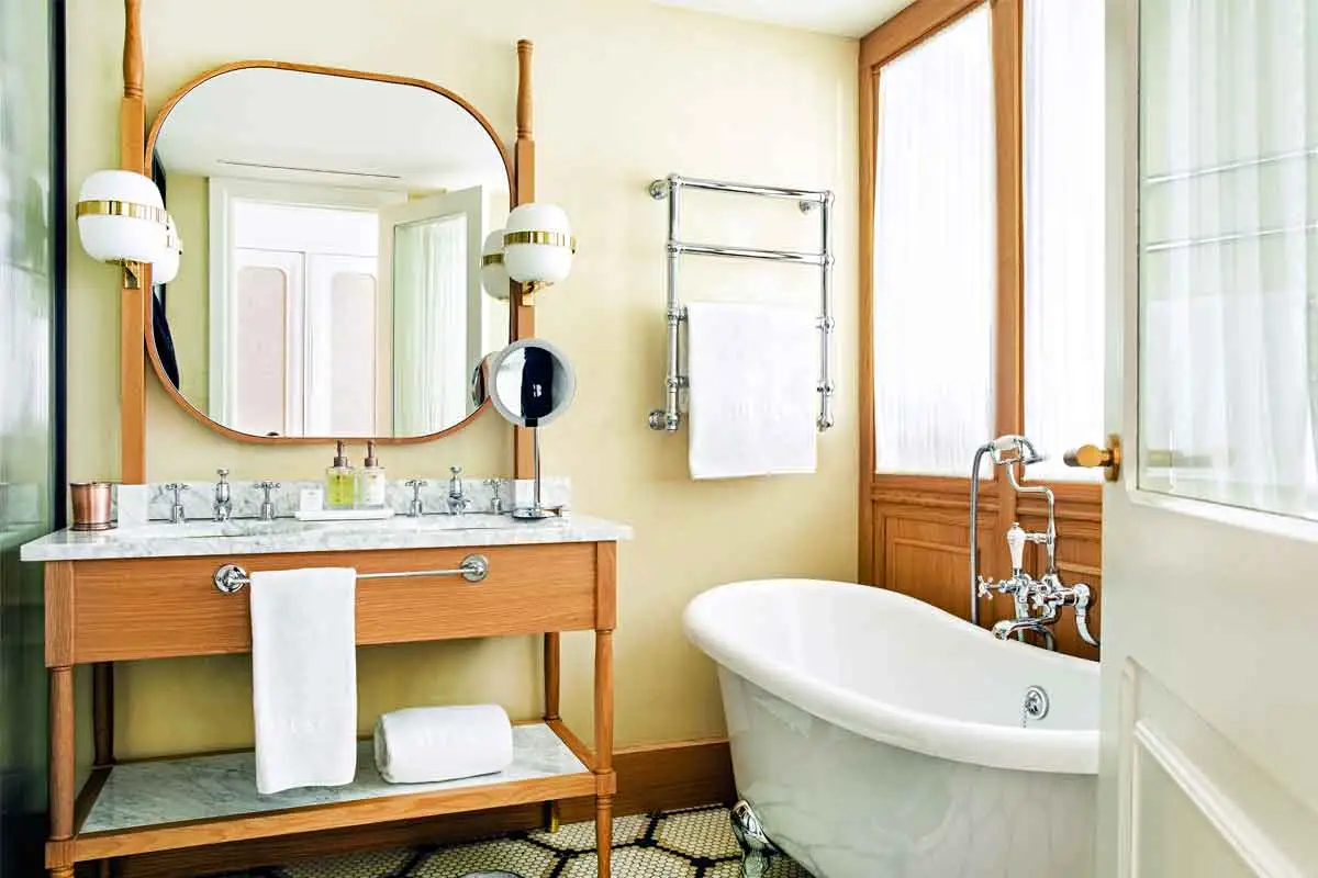 BHM_BLESS_DELUXE_PREMIUM_1200x800_01_PRODUCTO_REV00