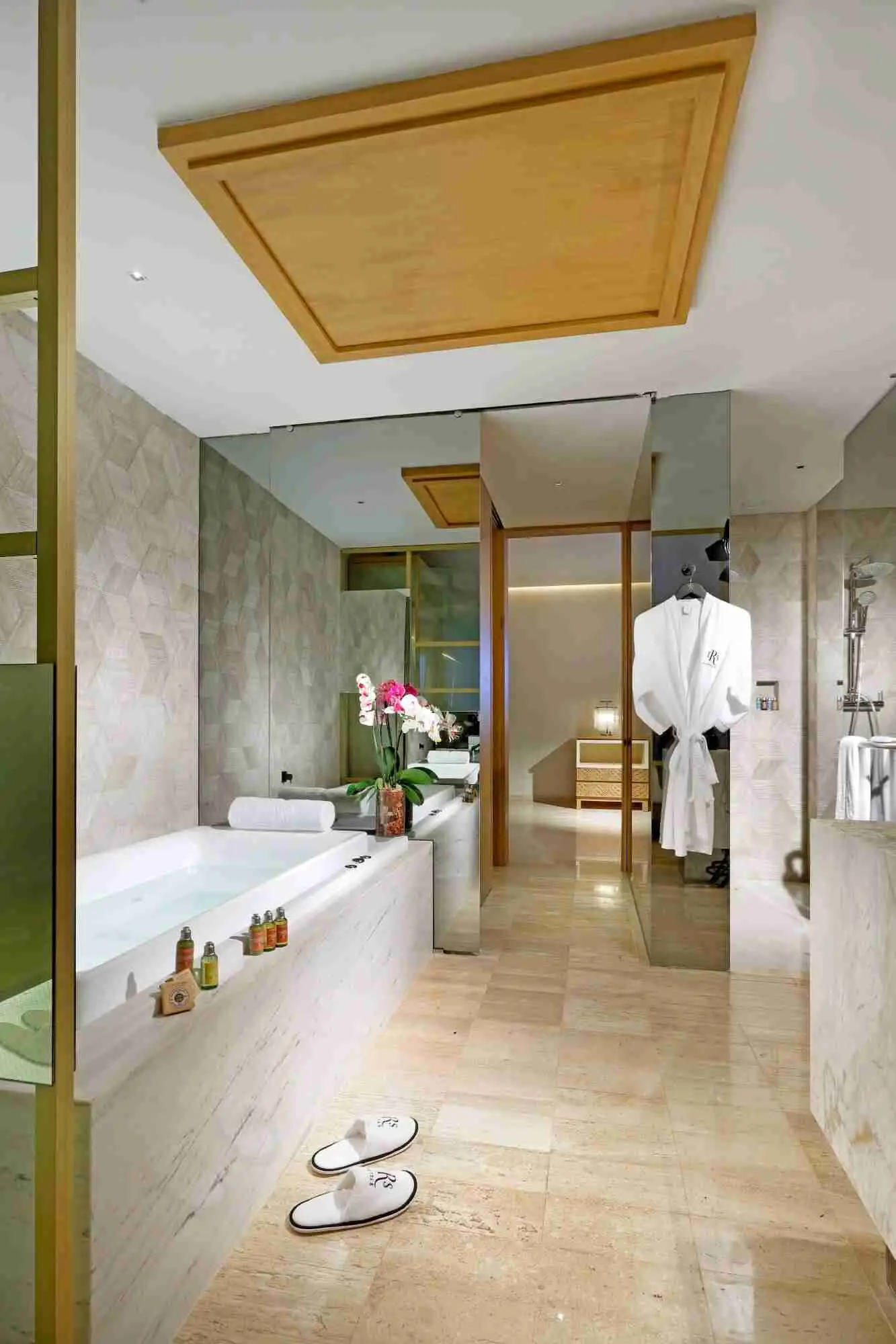 TRS-Yucatan-Ambassador-Suite-5