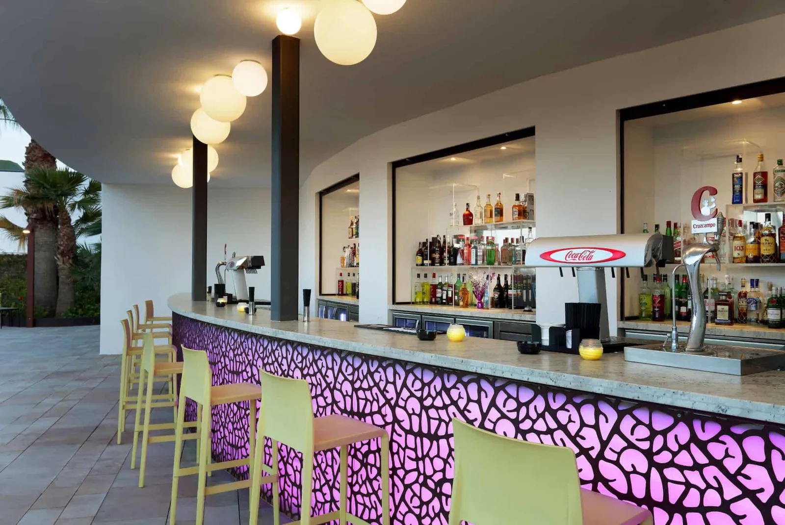 Grand_Palladium_Palace_Ibiza_La_Gavina_Bar