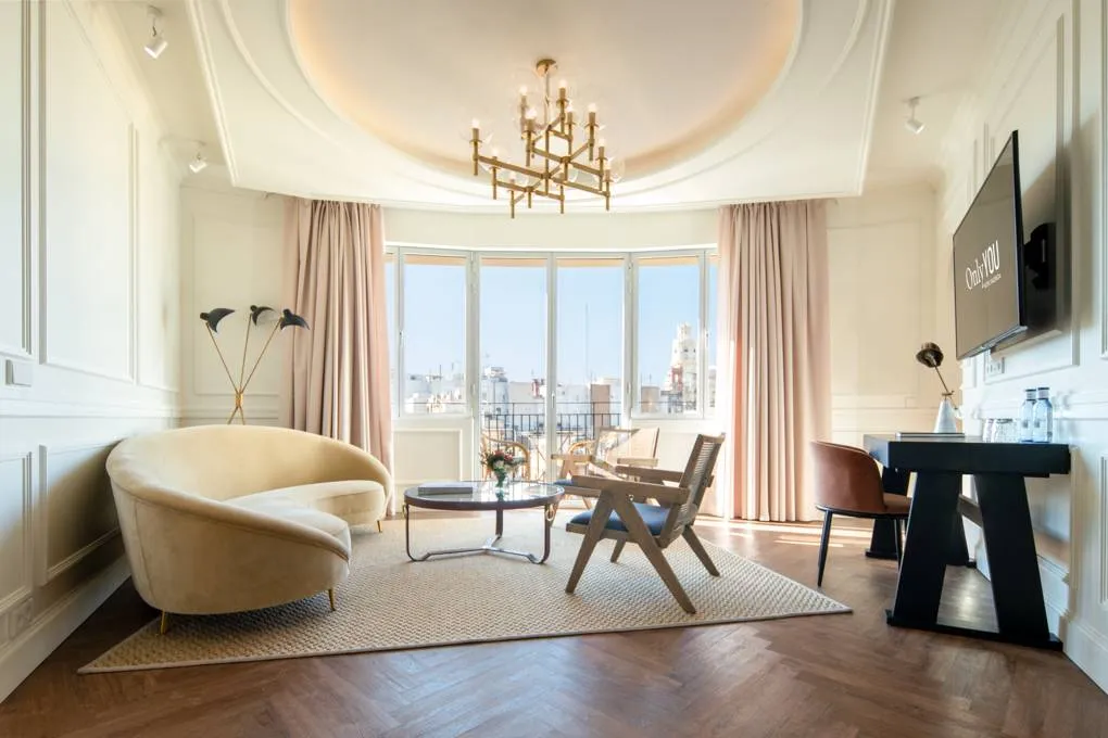 Only-YOU-Hotel_Valencia_Panorama_Suite_07