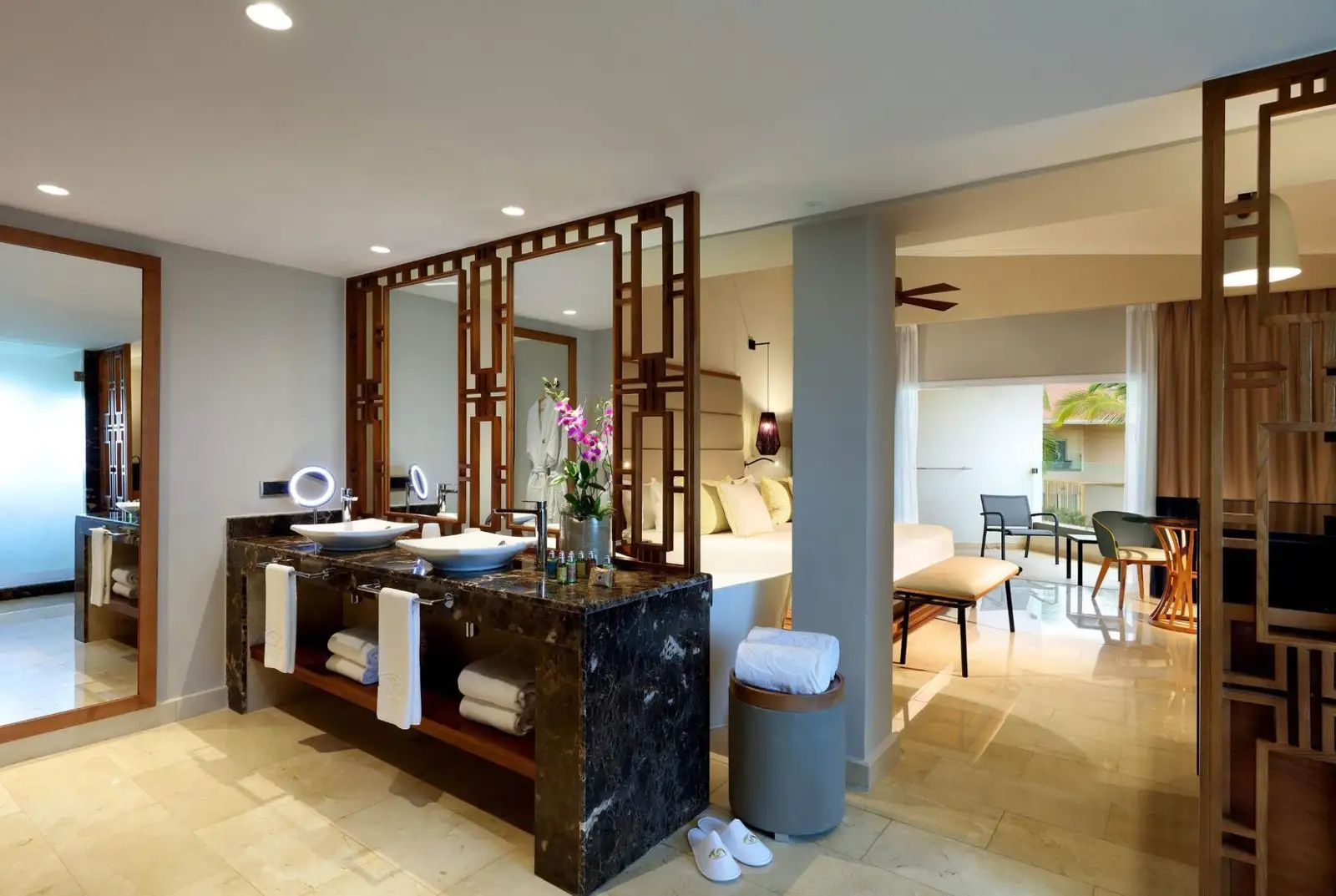 Grand-Palladium-Punta-Cana-Resort-Spa-Premium-Junior-Suite