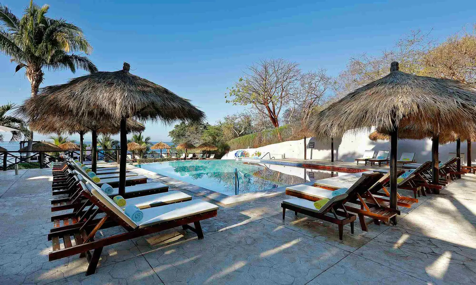 Family Selection at Grand Palladium Vallarta Resort & Spa Piscina