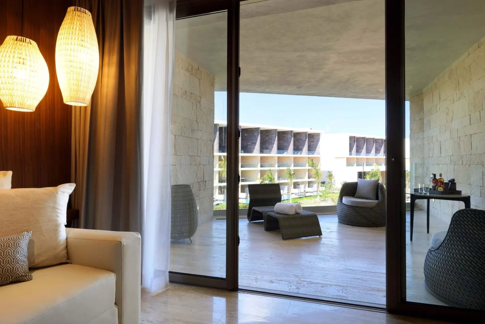 TRS-CORAL-JUNIOR-SUITE-TERRAZA