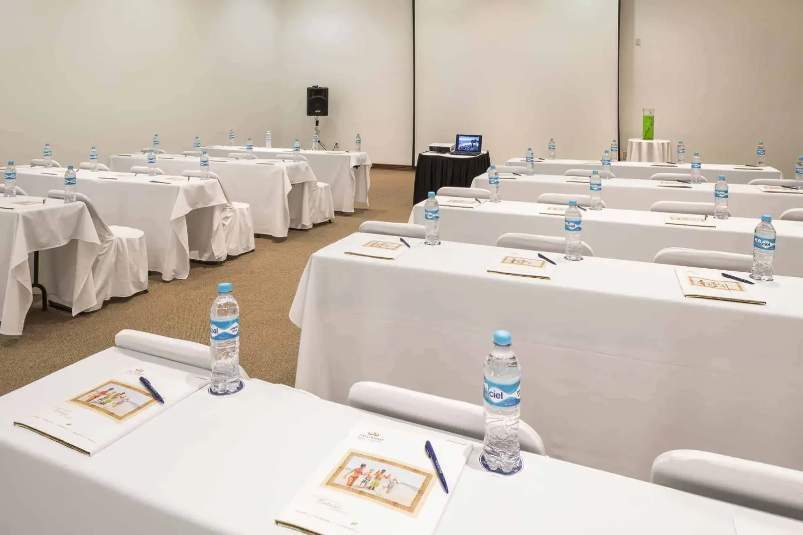 grand-palladium-vallarta-resort-spa-sala-de-reuniones-6