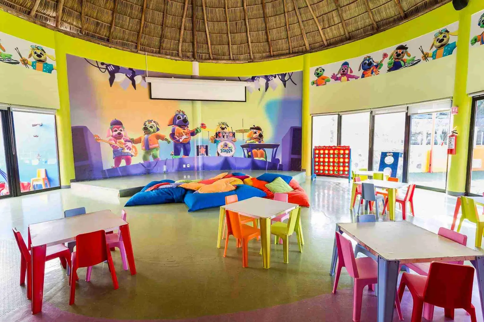 grand-palladium-vallarta-resort-spa-mini-club-11