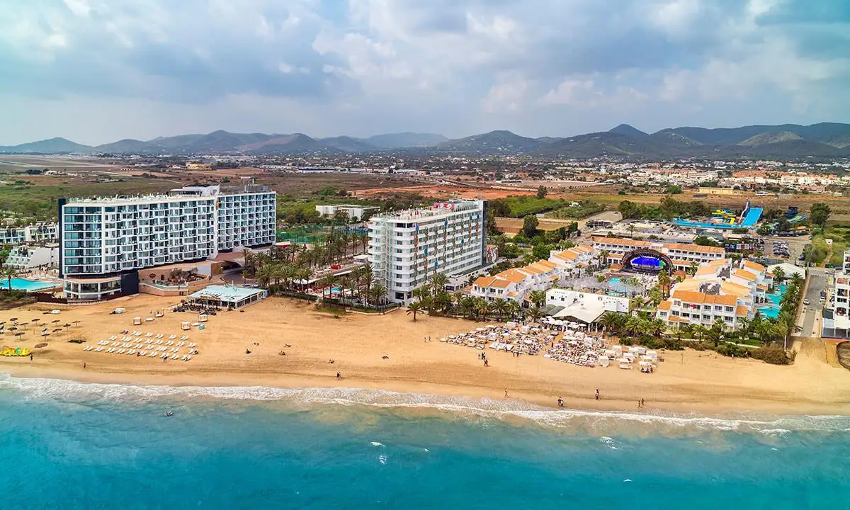 ushuaia-ibiza-beach-hotel-vista-aerea