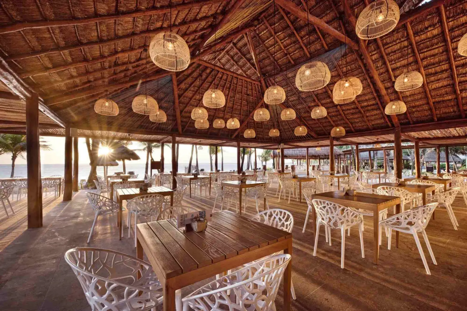 Grand-Palladium-Riviera-Maya-Bar-Las-Olas3