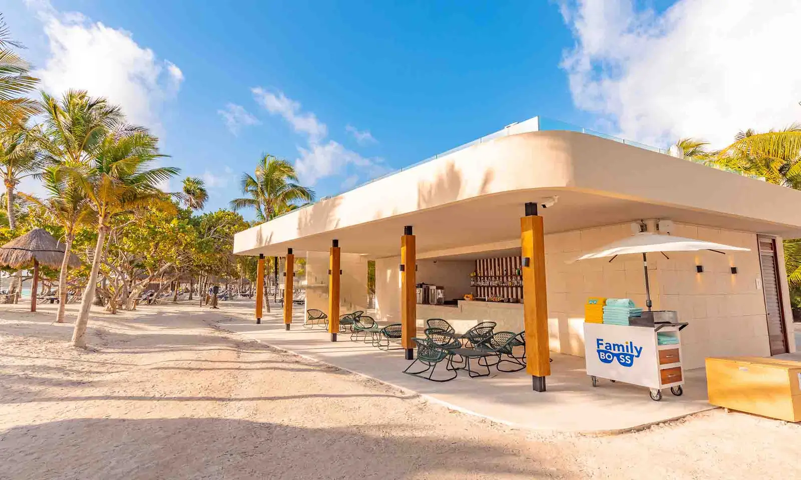 family_selection_grand_palladium_kantenah_sand_castle