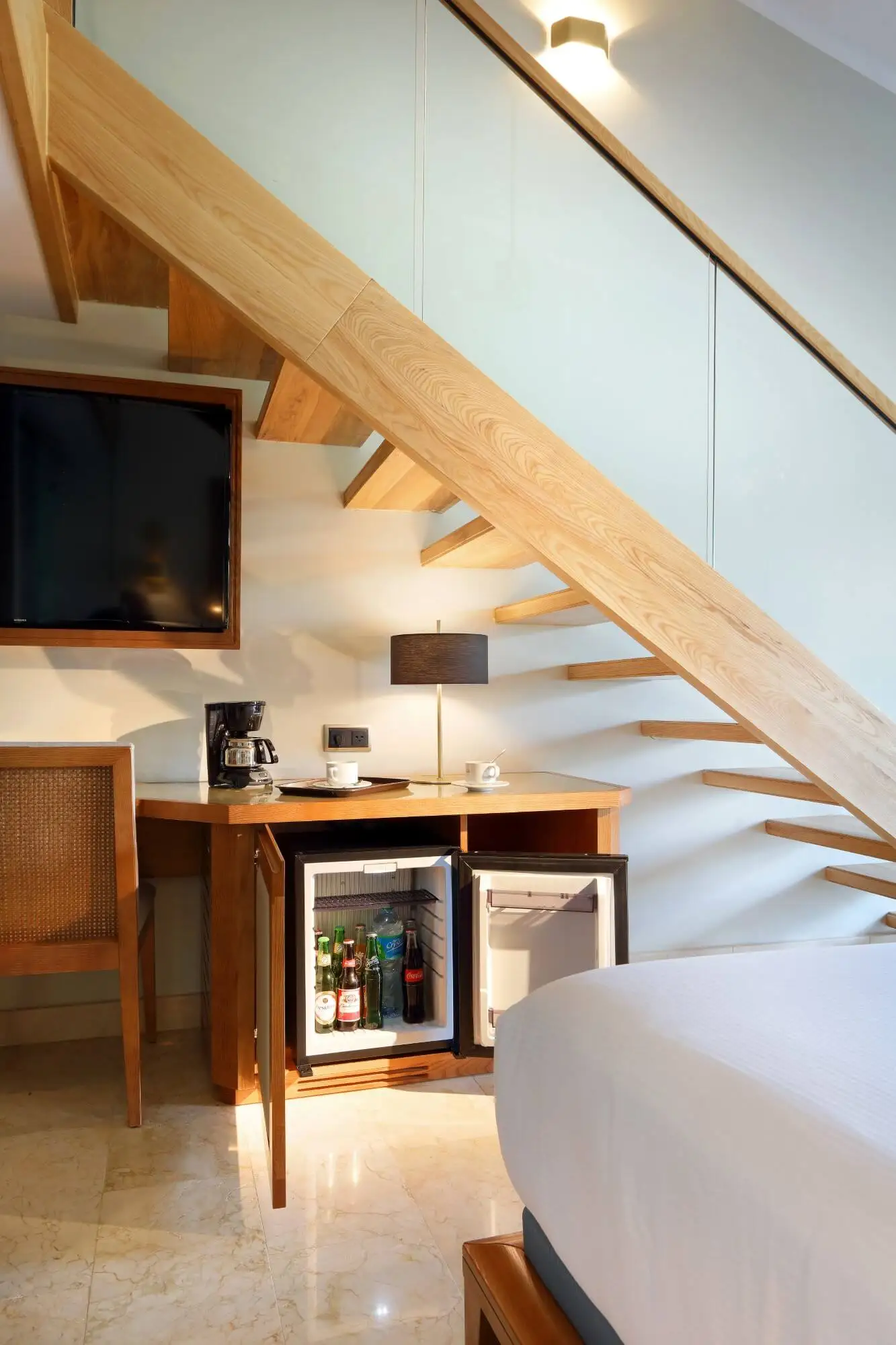 Grand-Palladium-Punta-Cana-Resort-Spa-loft-escaleras