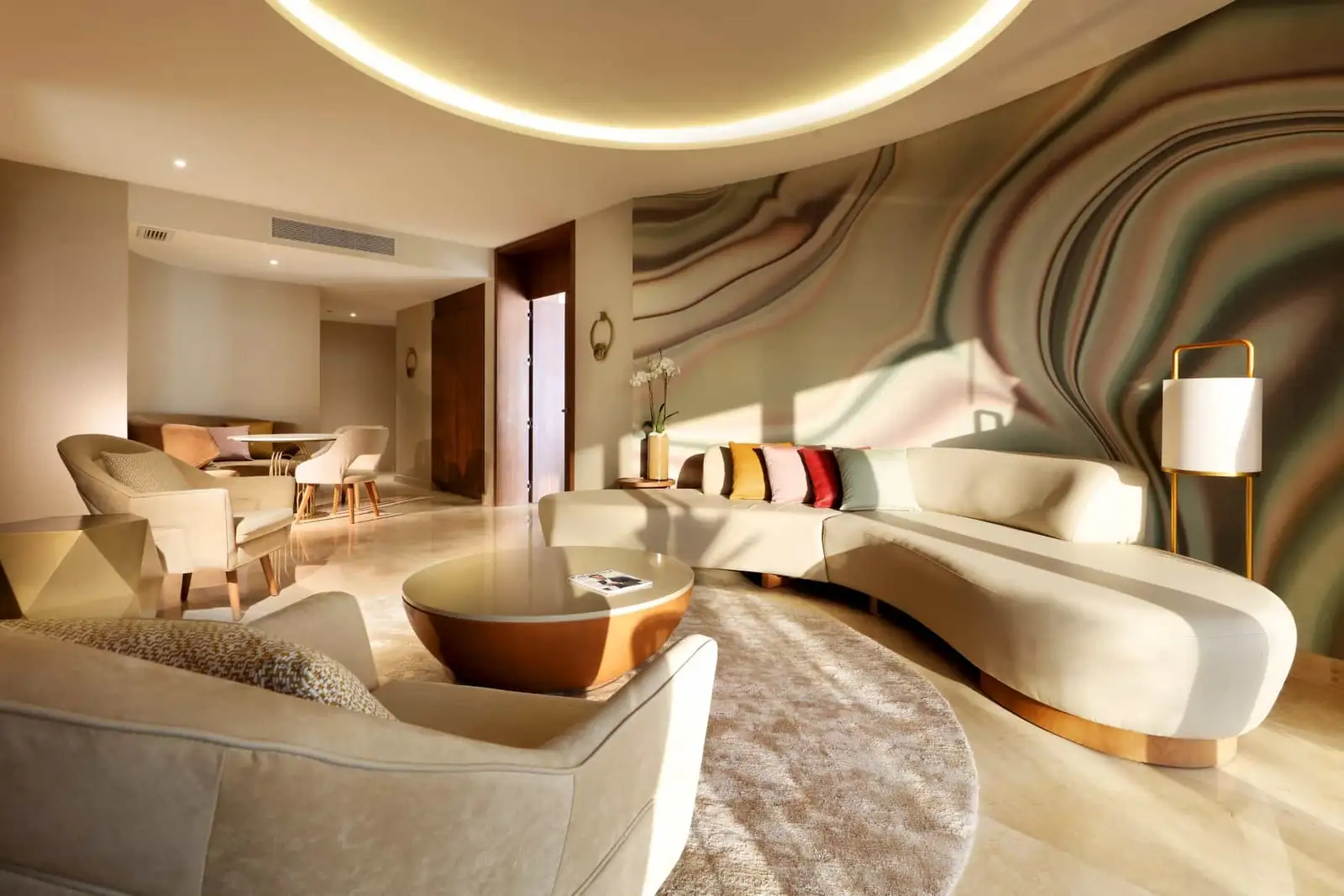 TRS-Coral-Hotel-Signature-Suite-Beachfront-Panoramic-Ocean-View6