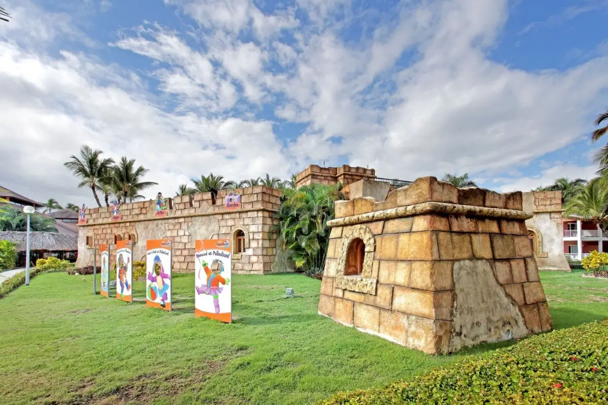 Grand-Palladium-Punta-Cana-Complejo-Mini-Club-El-Castillo.jpg