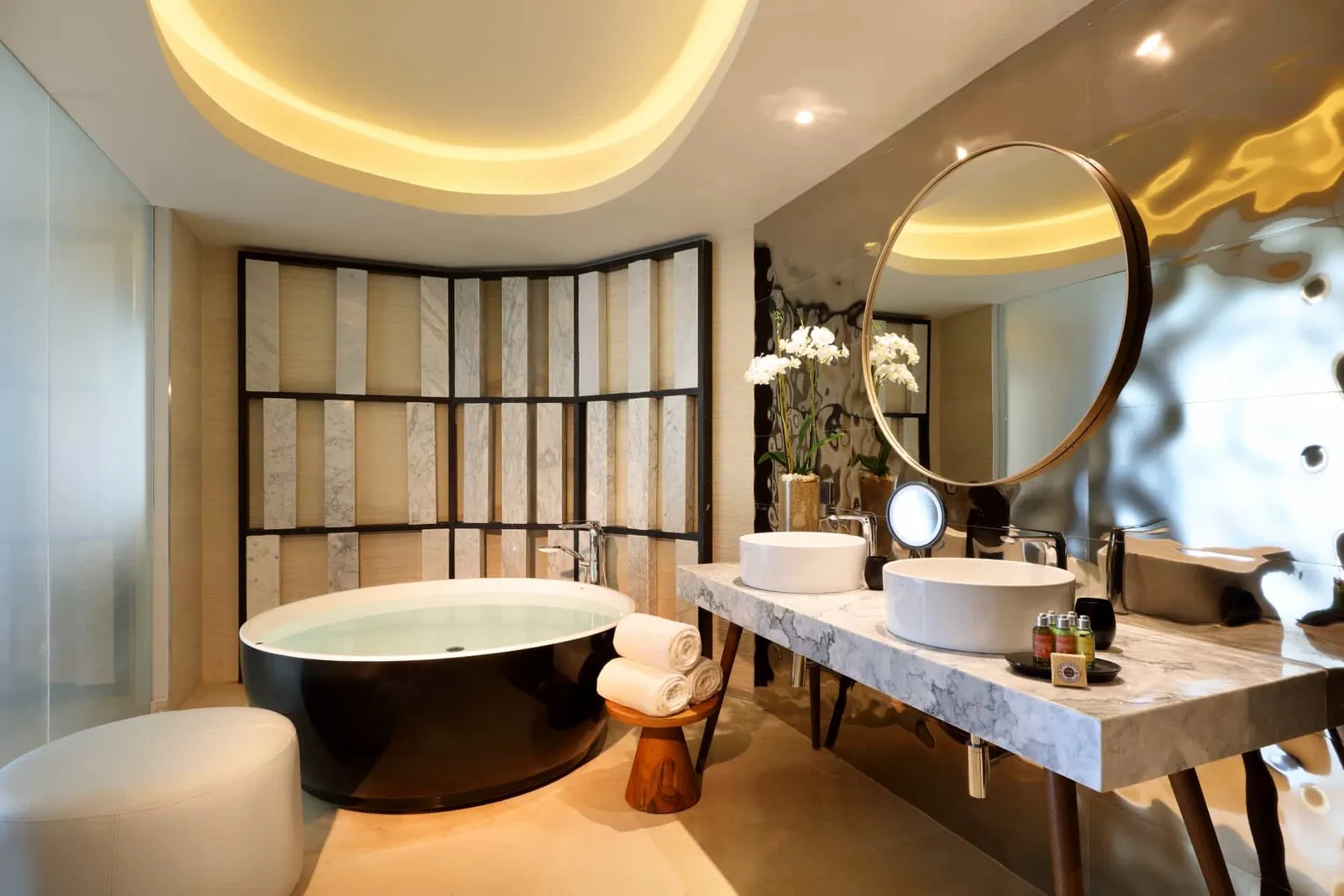 TRS-Coral-Hotel-Signature-Suite-Beachfront-Panoramic-Ocean-View7