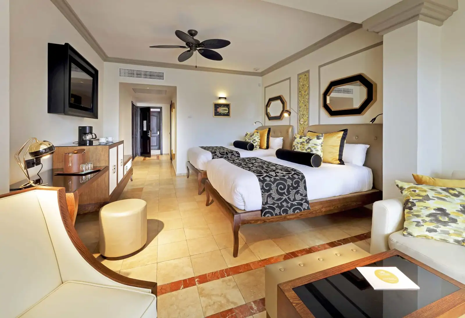 Grand_Palladium_Lady_Hamilton_Junior-Suite2