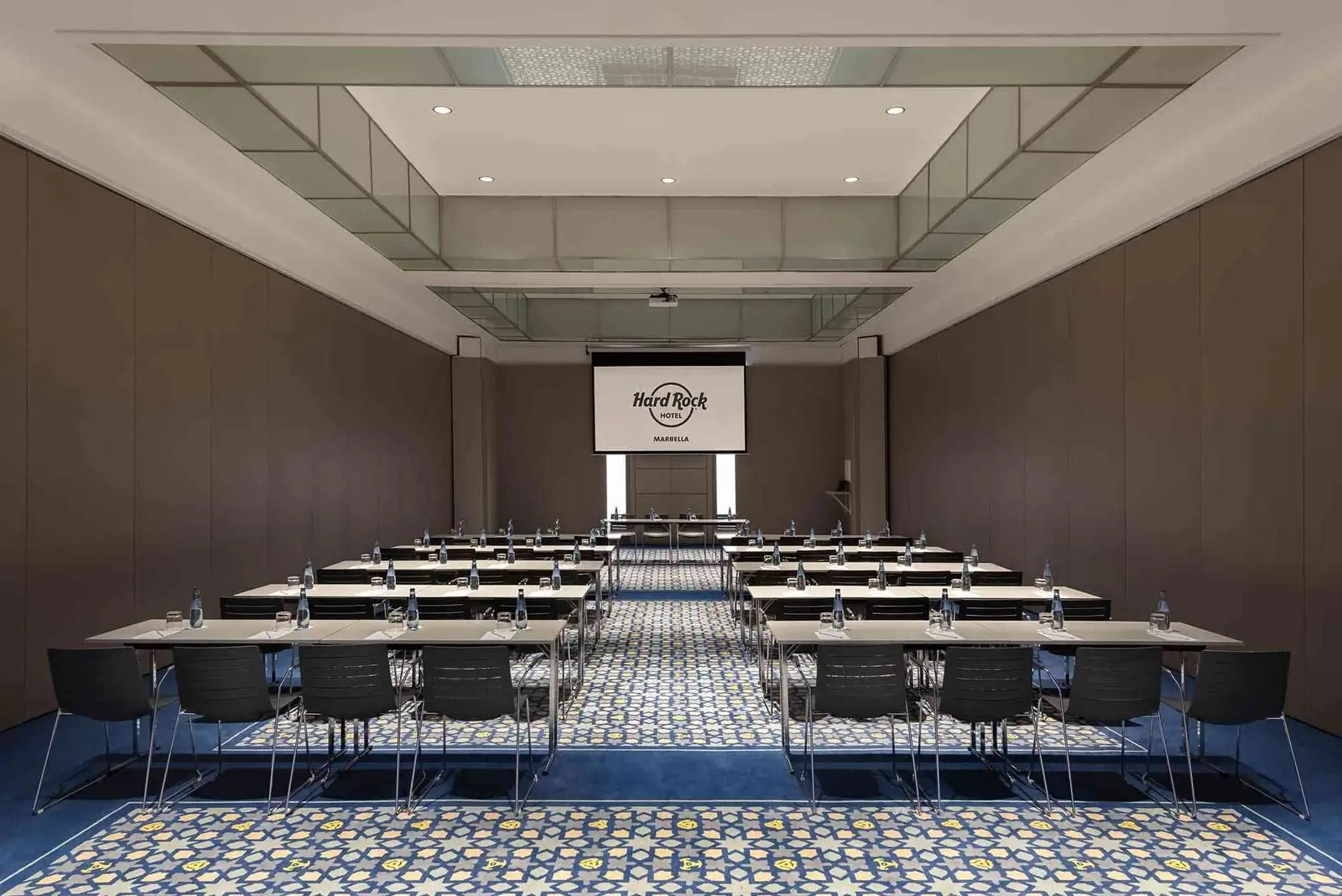 Hard-Rock-Hotel-Marbella-Galeria-Home-Hotel10