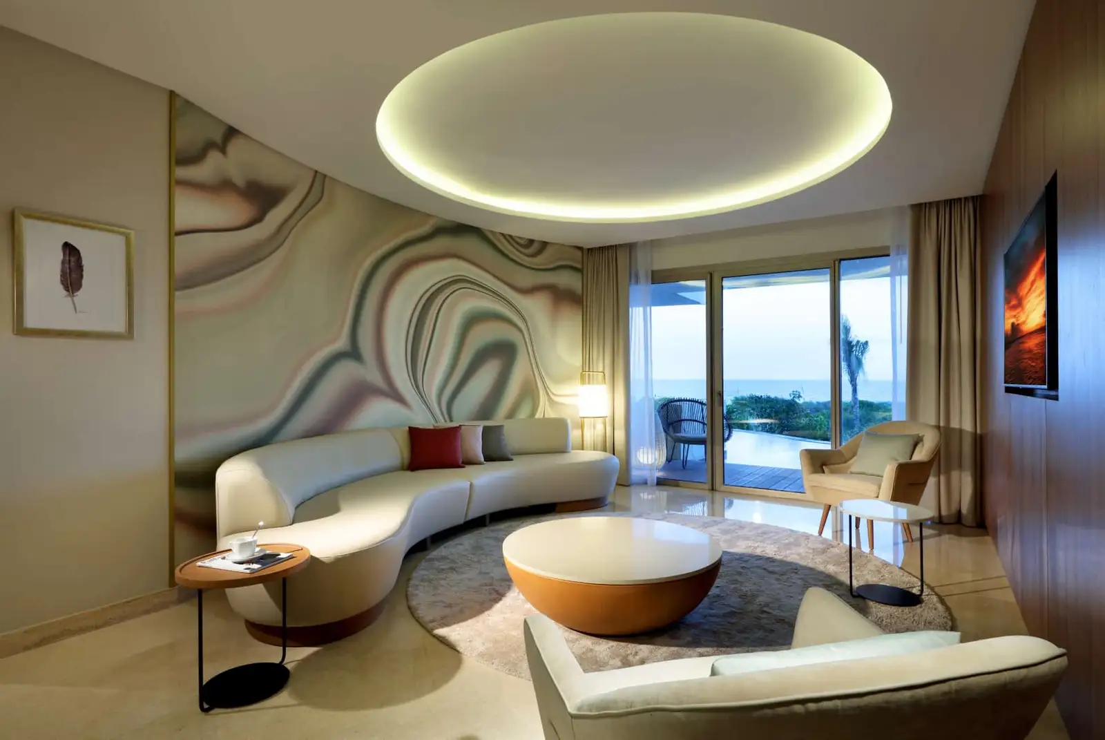 TRS-Coral-Hotel-Signature-Suite-Swim-up-Beachfront-Panoramic-Ocean-View3