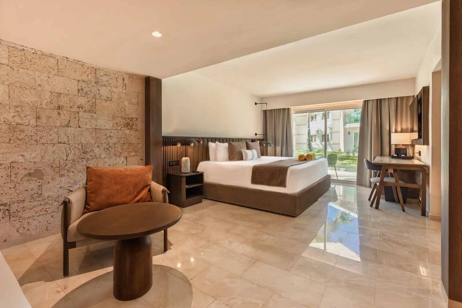 family selection superior junior suite private pool