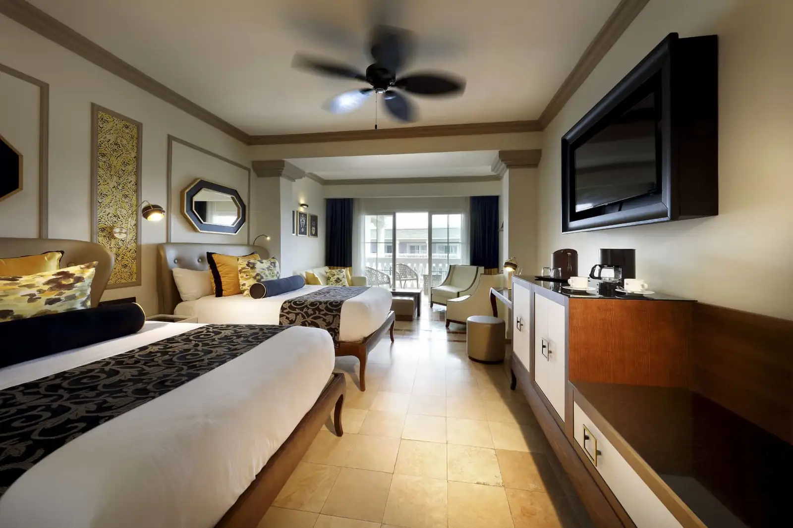 Grand_Palladium_Lady_Hamilton_Junior-Suite8