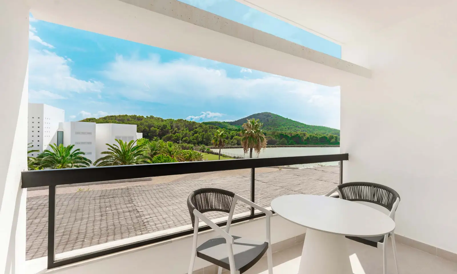 GP-IBZ-PALACE-HABITA-SUITE-GARDEN-VIEW_8