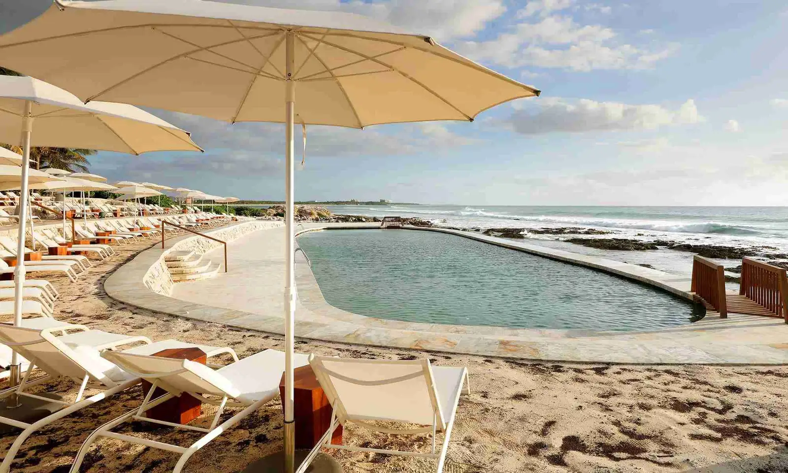 trs_yucatan_hotel_piscina_las_rocas-gallery