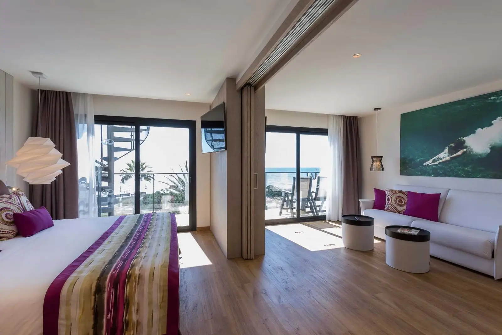 grand-palladium-white-island-master-suite6