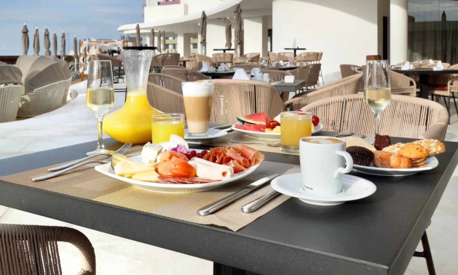 hard_rock_hotel_tenerife_all_inclusive_desayuno_sessions