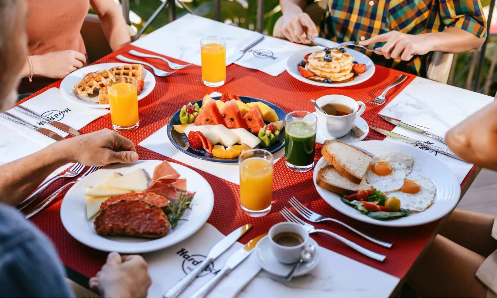 hard-rock-hotel-marbella-restaurante-sessions-menu