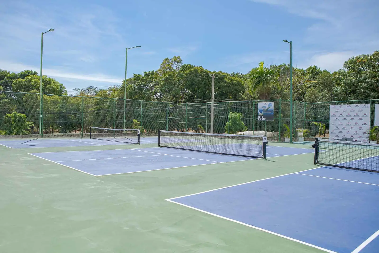 dominican-fiesta-hotel-cancha-pickleball.jpg