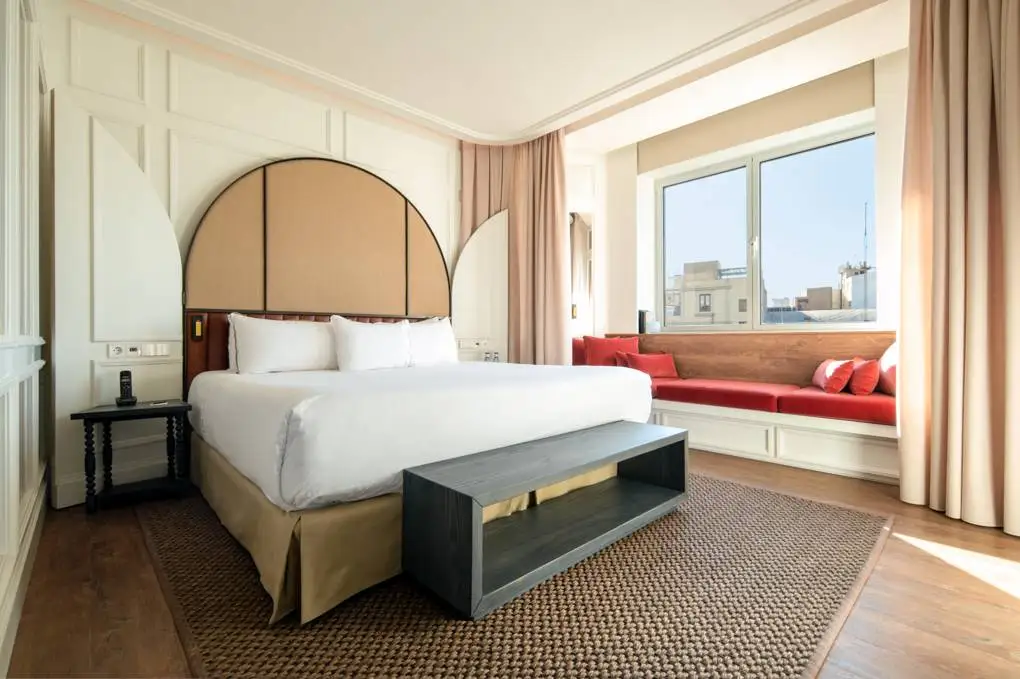 Only-YOU-Hotel_Valencia_Panorama_Suite_02