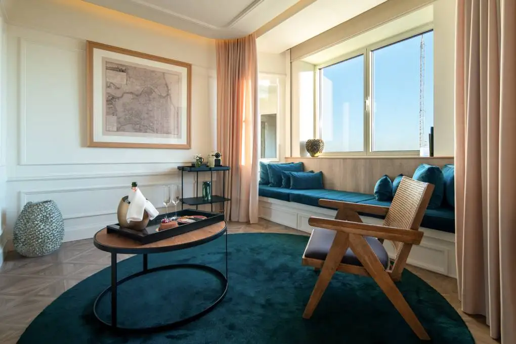 Only-YOU-Hotel-Valencia_Junior_Suite_Premium_03