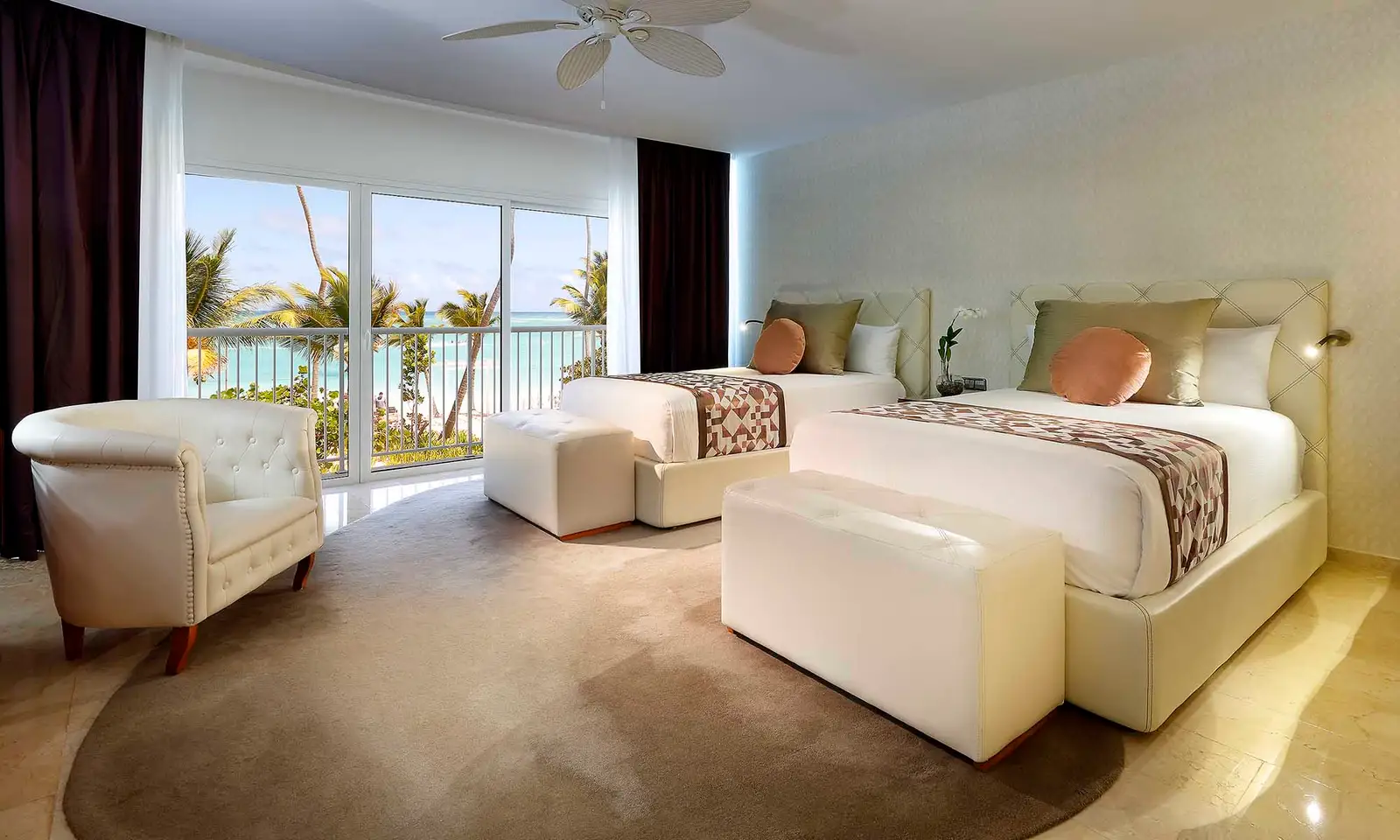 GP-BAVARO-SUITES-SIGNATURE-SUITE-PANORAMIC-OCEAN-VIEW-1967_MG_1694