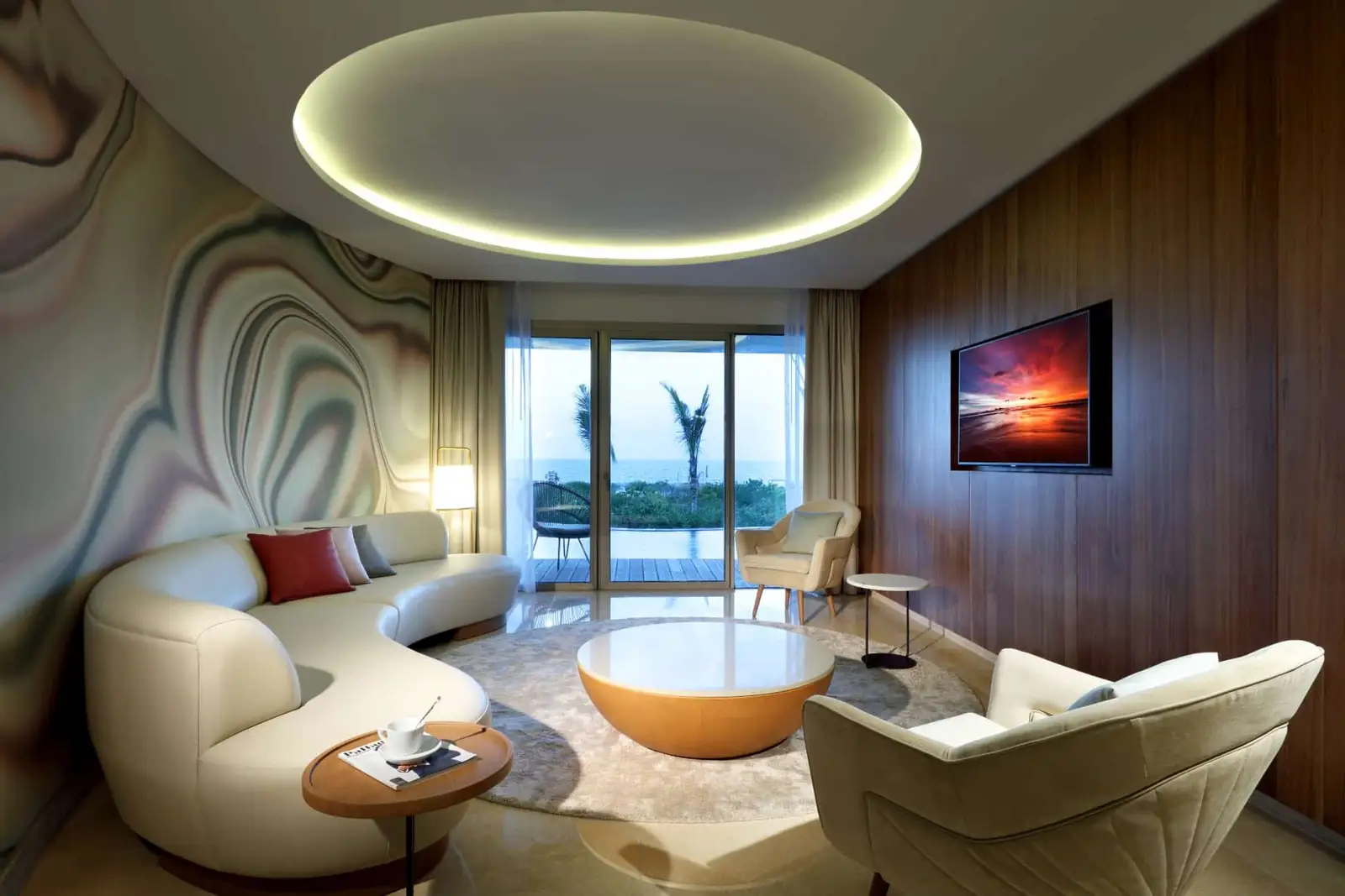 TRS-Coral-Hotel-Signature-Suite-Swim-up-Beachfront-Panoramic-Ocean-View10