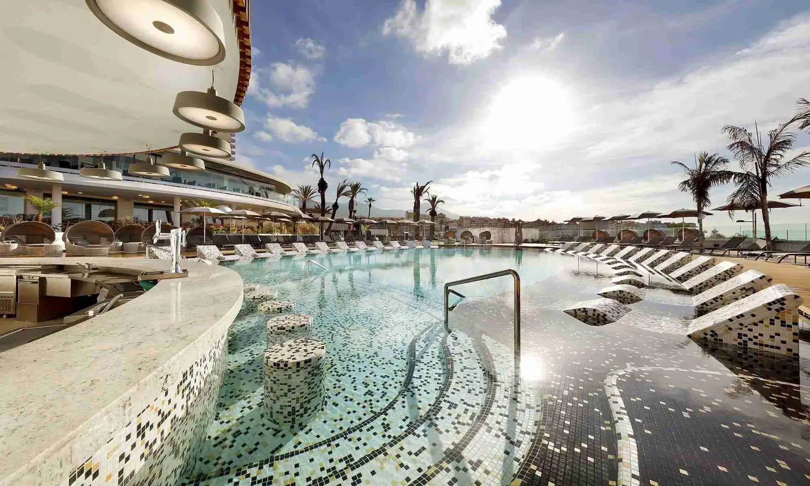 Hard-Rock-Hotel-Tenerife-Piscina-Eden