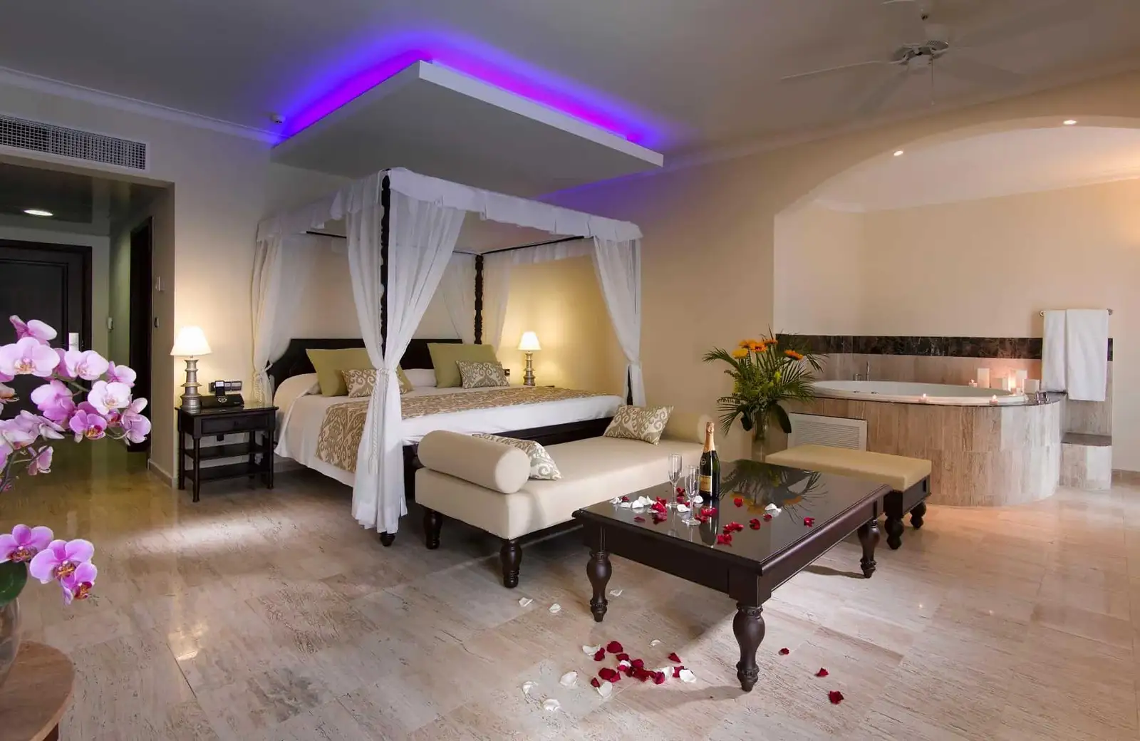 TRS-Turquesa_Hotel-Villa-Suite-Romance-Suite-Poolside