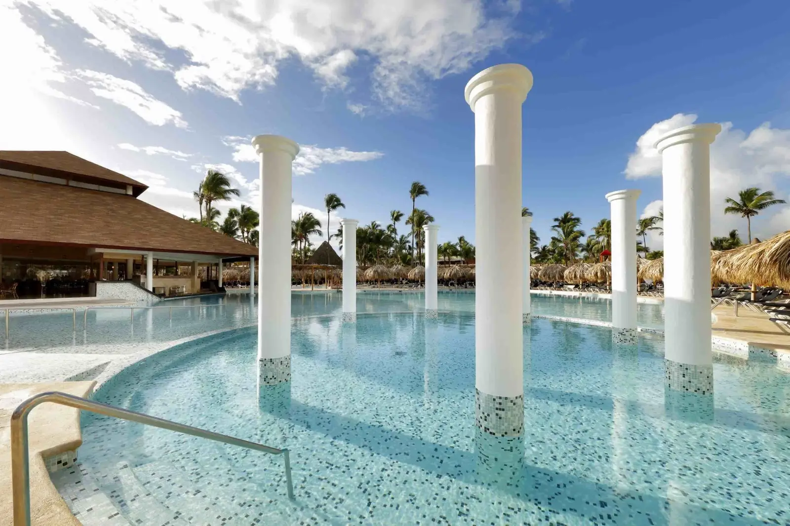 Grand-Palladium_Punta_Cana_piscina_samana3.jpg